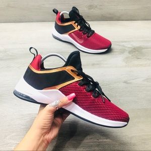 NIKE Air Max Bella TR 2 Team Red 8.5 NWOT